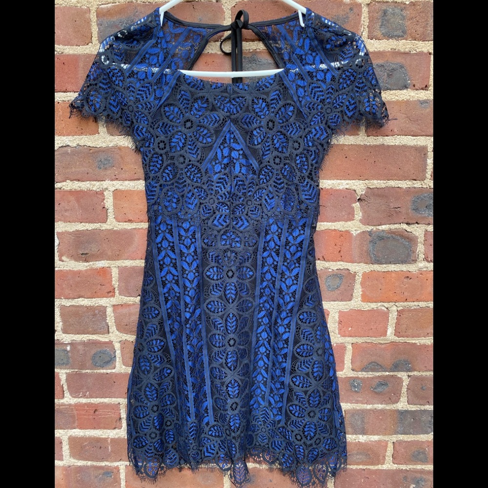 For Love & Lemons Mini Lace Dress Size SX. NWT